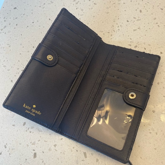 Kate Spade Wallet - Picture 2 of 6